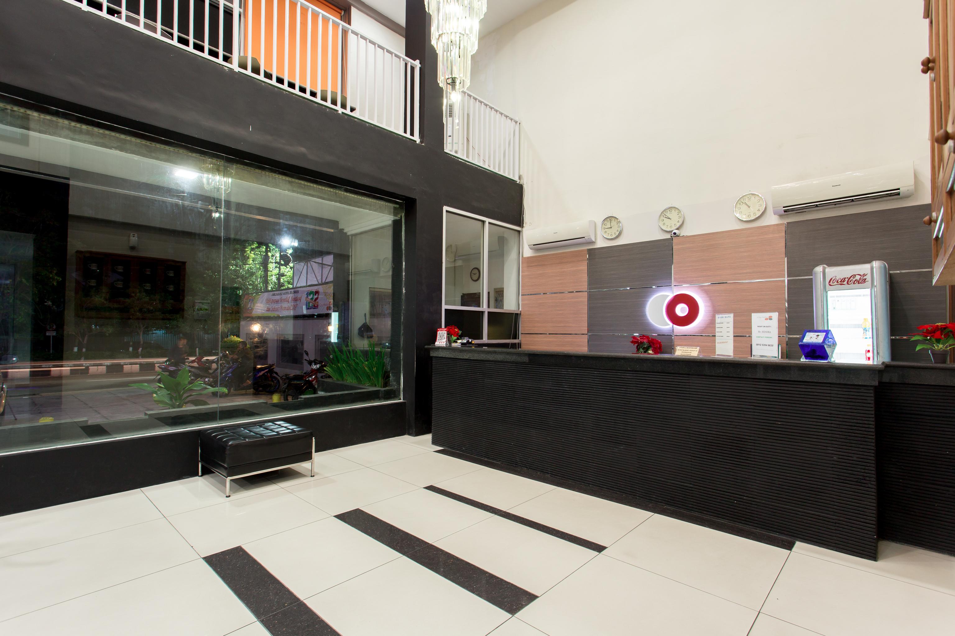 Capital O 769 City Hotel Balikpapan (Borneo) Exterior foto